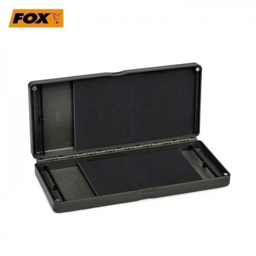 Твърд класьор за поводи Fox Edges Medium Rig Box Твърд класьор за поводи Fox Edges Medium Rig Box