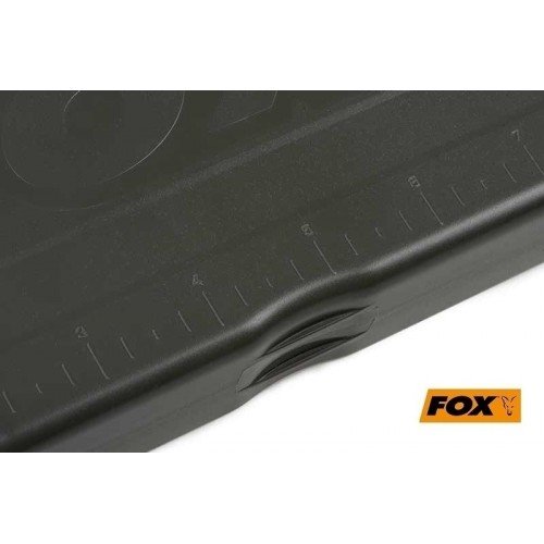 Твърд класьор за поводи Fox Edges Medium Rig Box Твърд класьор за поводи Fox Edges Medium Rig Box