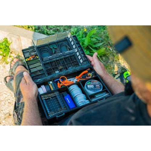 Кутия за аксесоари Fox Medium Tackle Box