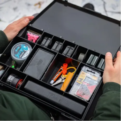 Кутия за шаранджийски аксесоари Nash Boxlogic Tackle Box Large Loaded